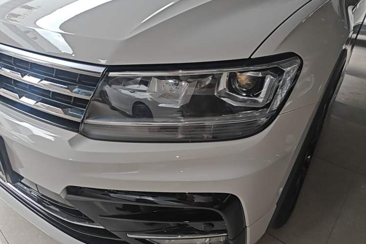 Used Volkswagen Tiguan L 2021 330TSI Automatic Two-Wheel Drive R-Line Enhanced Edition Left Front Headlight