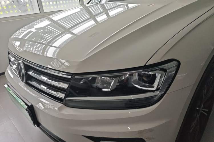 Used Volkswagen Tiguan L 2021 330TSI Automatic Two-Wheel Drive Smart Edition Left Front Headlight