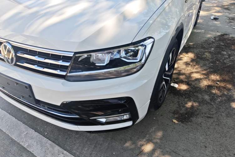 Used Volkswagen Tiguan L 2021 330TSI Automatic Two-Wheel Drive R-Line Enhanced Edition Left Front Headlight
