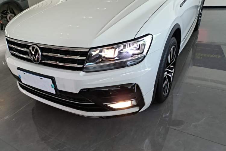 Used Volkswagen Tiguan L 2021 330TSI Automatic Two-Wheel Drive R-Line Enhanced Edition Left Front Headlight