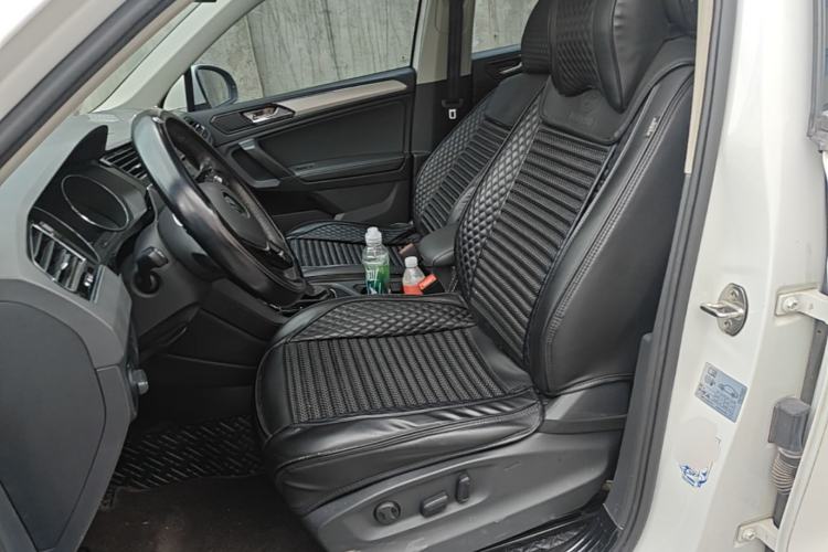 Used Volkswagen Tiguan L 2021 330TSI Automatic Two-Wheel Drive Smart Edition Left Front Seat