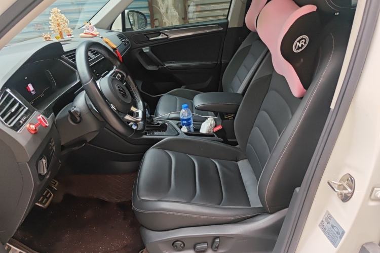 Used Volkswagen Tiguan L 2021 330TSI Automatic Two-Wheel Drive R-Line Enhanced Edition Left Front Seat