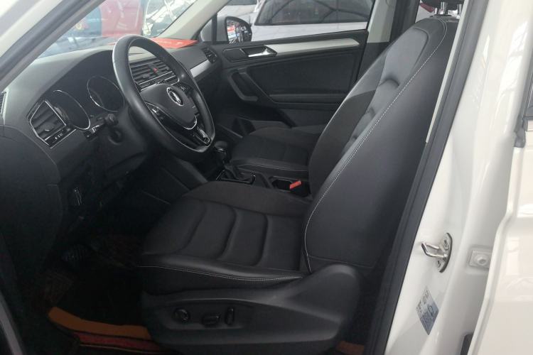 Used Volkswagen Tiguan L 2021 330TSI Automatic Two-Wheel Drive Smart Edition Left Front Seat