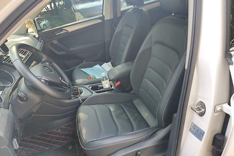 Used Volkswagen Tiguan L 2021 280TSI Automatic Two-Wheel Drive Smart Edition Left Front Seat