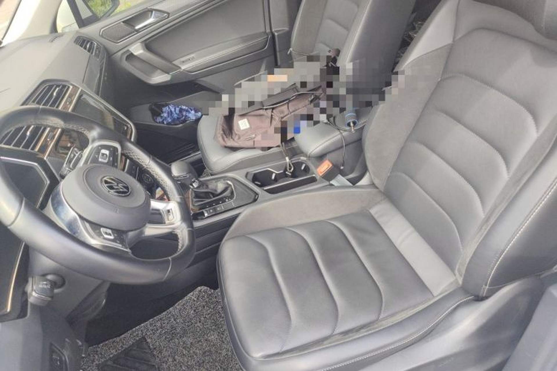 Used Volkswagen Tiguan L 2021 330TSI Automatic Two-Wheel Drive R-Line Enhanced Edition Left Front Seat