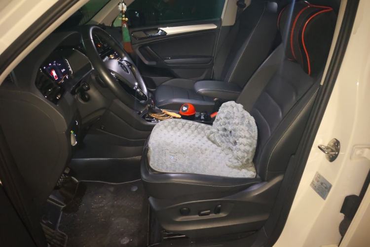 Used Volkswagen Tiguan L 2021 330TSI Automatic Two-Wheel Drive Smart Edition Left Front Seat