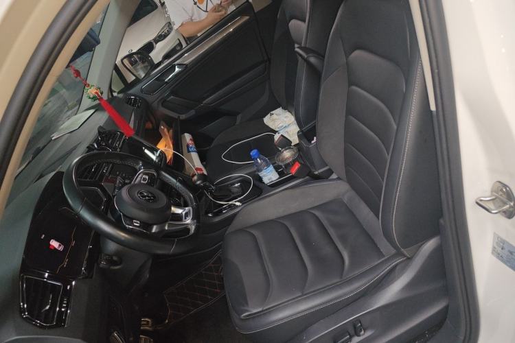 Used Volkswagen Tiguan L 2021 330TSI Automatic Two-Wheel Drive R-Line Enhanced Edition Left Front Seat