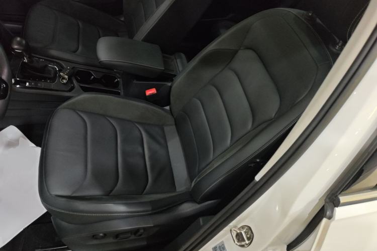 Used Volkswagen Tiguan L 2021 330TSI Automatic Two-Wheel Drive Smart Edition Left Front Seat