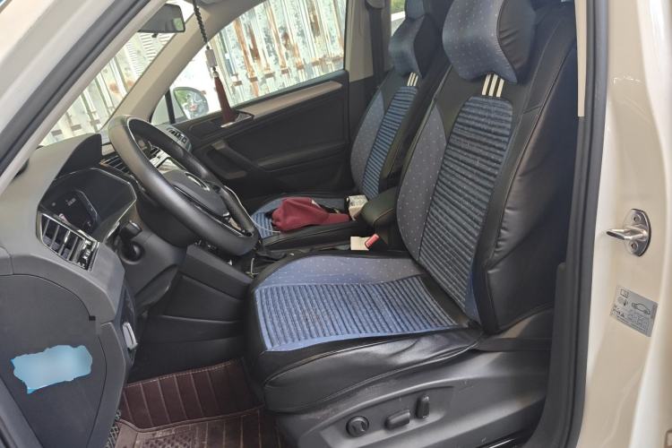 Used Volkswagen Tiguan L 2021 330TSI Automatic Two-Wheel Drive Smart Edition Left Front Seat