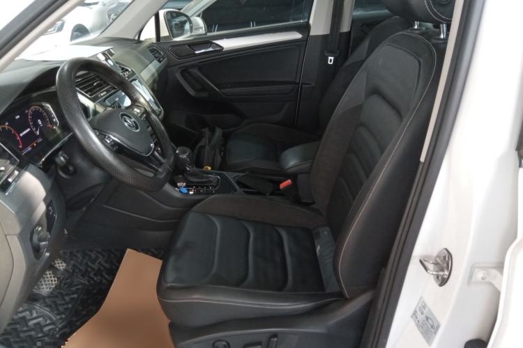 Used Volkswagen Tiguan L 2021 330TSI Automatic Two-Wheel Drive Smart Edition Left Front Seat