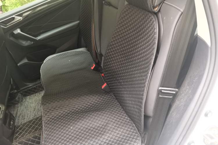 Used Volkswagen Tiguan L 2021 330TSI Automatic Two-Wheel Drive Smart Edition Left Rear Seat