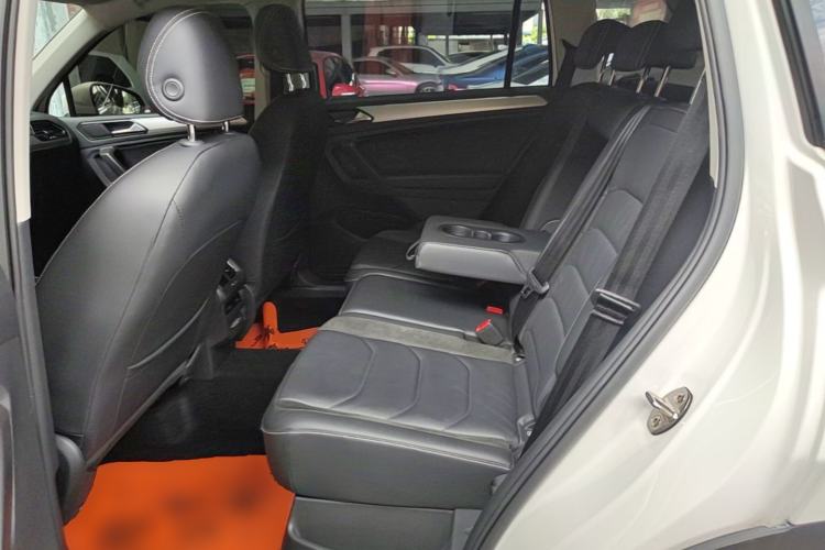 Used Volkswagen Tiguan L 2021 280TSI Automatic Two-Wheel Drive Smart Edition Left Rear Seat