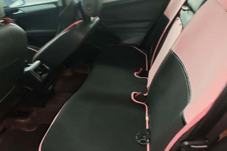 Used Volkswagen Tiguan L 2021 330TSI Automatic Two-Wheel Drive Smart Edition Left Rear Seat