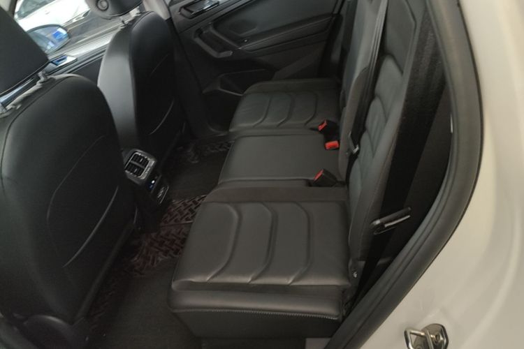 Used Volkswagen Tiguan L 2021 330TSI Automatic Two-Wheel Drive R-Line Enhanced Edition Left Rear Seat