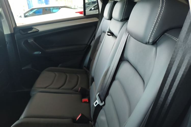 Used Volkswagen Tiguan L 2021 330TSI Automatic Two-Wheel Drive Smart Edition Left Rear Seat