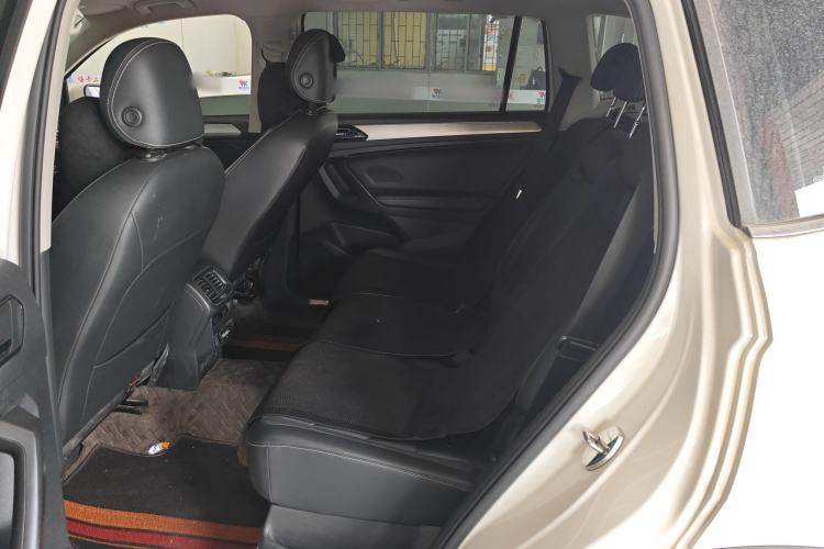 Used Volkswagen Tiguan L 2021 330TSI Automatic Two-Wheel Drive Smart Edition Left Rear Seat