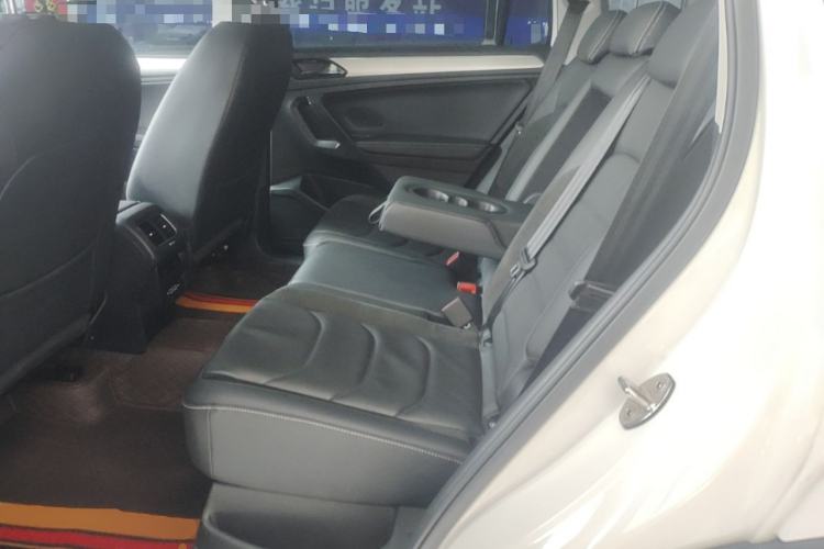 Used Volkswagen Tiguan L 2021 280TSI Automatic Two-Wheel Drive Smart Edition Left Rear Seat