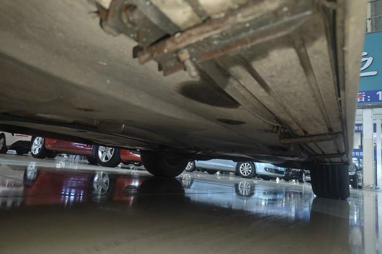 Used Volkswagen Tiguan L 2021 280TSI Automatic Two-Wheel Drive Comfort Edition – Low-Trim Version Left Side Sill
