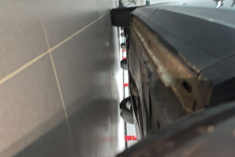 Used Volkswagen Tiguan L 2021 330TSI Automatic Two-Wheel Drive Smart Edition Left Side Sill