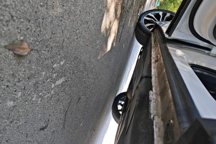 Used Volkswagen Tiguan L 2021 330TSI Automatic Two-Wheel Drive R-Line Enhanced Edition Left Side Sill