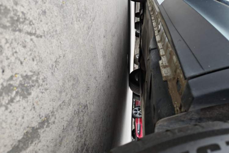 Used Volkswagen Tiguan L 2021 330TSI Automatic Two-Wheel Drive Smart Edition Left Side Sill