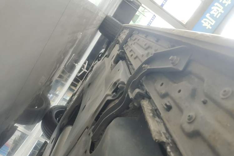 Used Volkswagen Tiguan L 2021 280TSI Automatic Two-Wheel Drive Smart Edition Left Side Sill