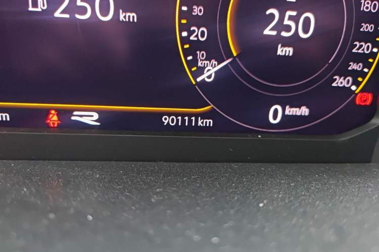 Used Volkswagen Tiguan L 2021 330TSI Automatic Two-Wheel Drive R-Line Enhanced Edition Odometer Close Up