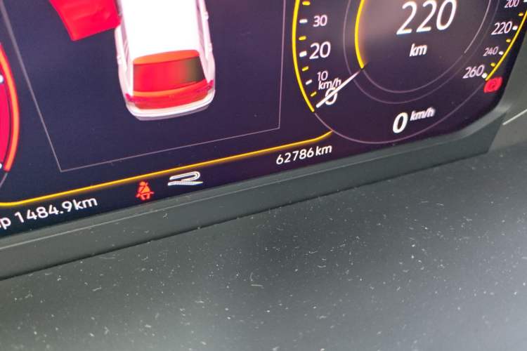 Used Volkswagen Tiguan L 2021 380TSI Automatic All-Wheel Drive R-Line Comfort Plus 7-Seater Odometer Close Up