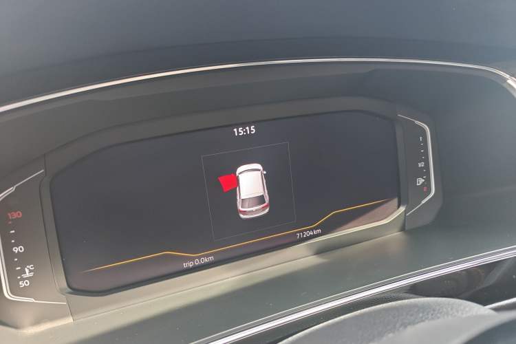 Used Volkswagen Tiguan L 2021 330TSI Automatic Two-Wheel Drive R-Line Enhanced Edition Odometer Close Up