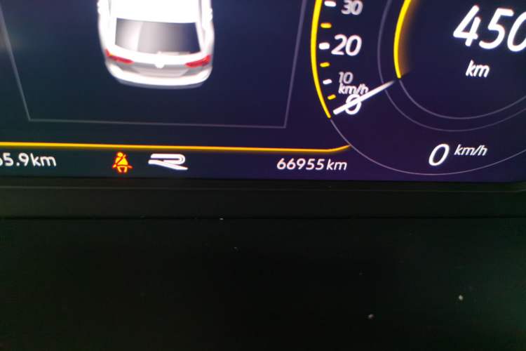 Used Volkswagen Tiguan L 2021 330TSI Automatic Two-Wheel Drive R-Line Enhanced Edition Odometer Close Up