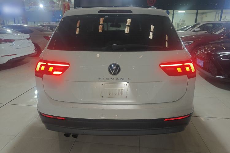 Used Volkswagen Tiguan L 2021 280TSI Automatic Two-Wheel Drive Comfort Edition – Low-Trim Version Rear