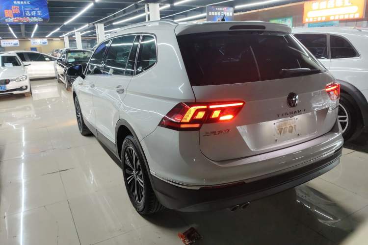 Used Volkswagen Tiguan L 2021 330TSI Automatic Two-Wheel Drive Smart Edition Rear Left 45 Deg