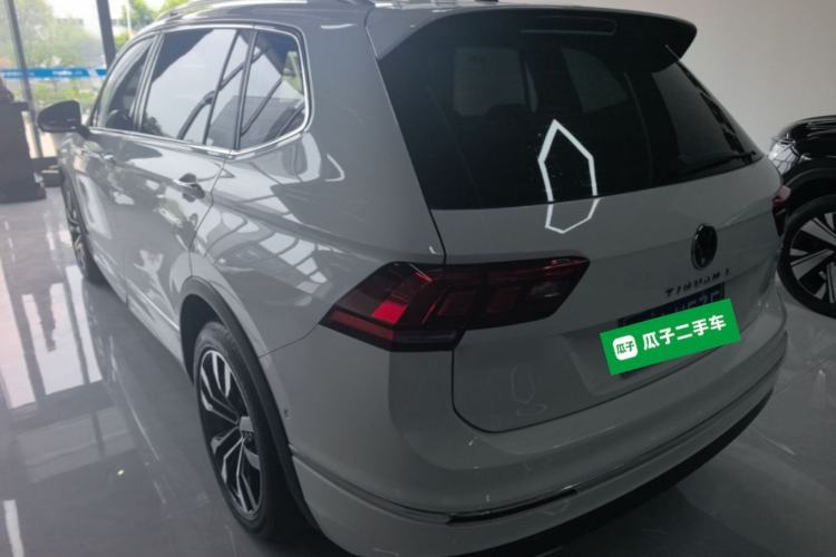 Used Volkswagen Tiguan L 2021 330TSI Automatic Two-Wheel Drive R-Line Enhanced Edition Rear Left 45 Deg
