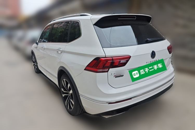 Used Volkswagen Tiguan L 2021 330TSI Automatic Two-Wheel Drive R-Line Enhanced Edition Rear Left 45 Deg