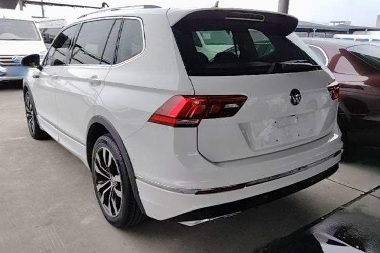 Used Volkswagen Tiguan L 2021 330TSI Automatic Two-Wheel Drive R-Line Enhanced Edition Rear Left 45 Deg