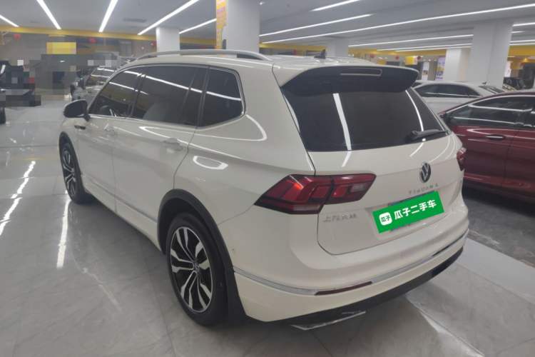 Used Volkswagen Tiguan L 2021 330TSI Automatic Two-Wheel Drive R-Line Enhanced Edition Rear Left 45 Deg