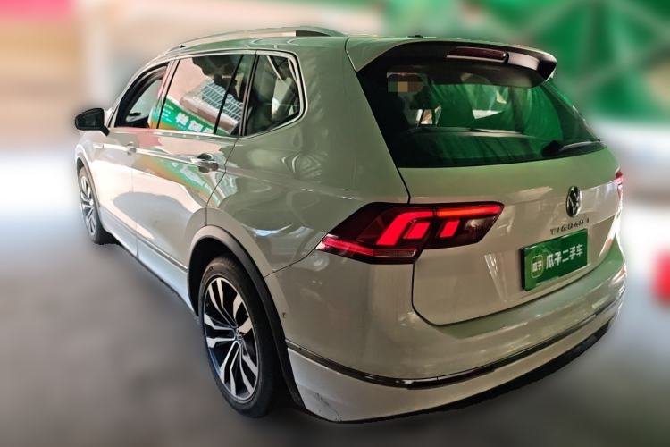 Used Volkswagen Tiguan L 2021 330TSI Automatic Two-Wheel Drive R-Line Enhanced Edition Rear Left 45 Deg