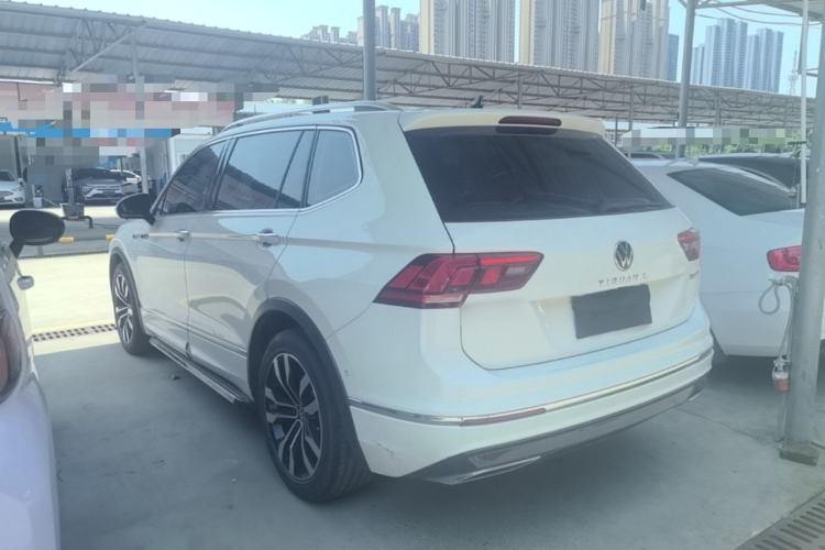 Used Volkswagen Tiguan L 2021 330TSI Automatic Two-Wheel Drive R-Line Enhanced Edition Rear Left 45 Deg