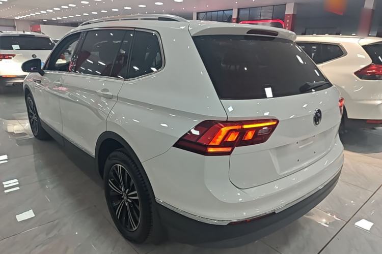 Used Volkswagen Tiguan L 2021 330TSI Automatic Two-Wheel Drive Smart Edition Rear Left 45 Deg