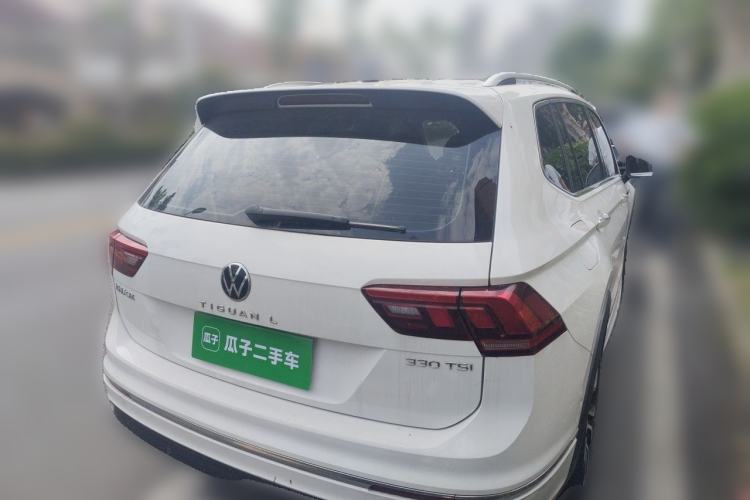 Used Volkswagen Tiguan L 2021 330TSI Automatic Two-Wheel Drive R-Line Enhanced Edition Rear Right 45 Deg