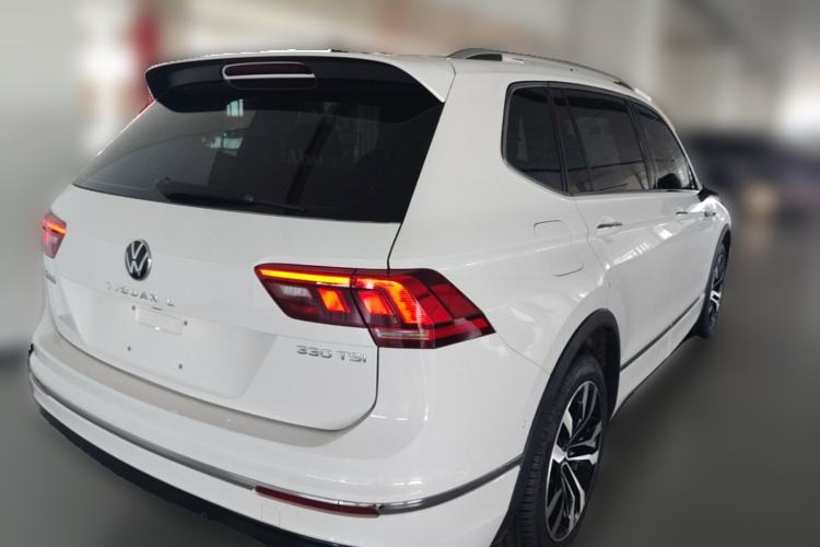 Used Volkswagen Tiguan L 2021 330TSI Automatic Two-Wheel Drive R-Line Enhanced Edition Rear Right 45 Deg