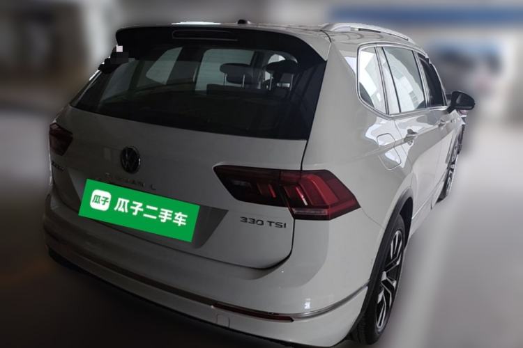 Used Volkswagen Tiguan L 2021 330TSI Automatic Two-Wheel Drive R-Line Enhanced Edition Rear Right 45 Deg