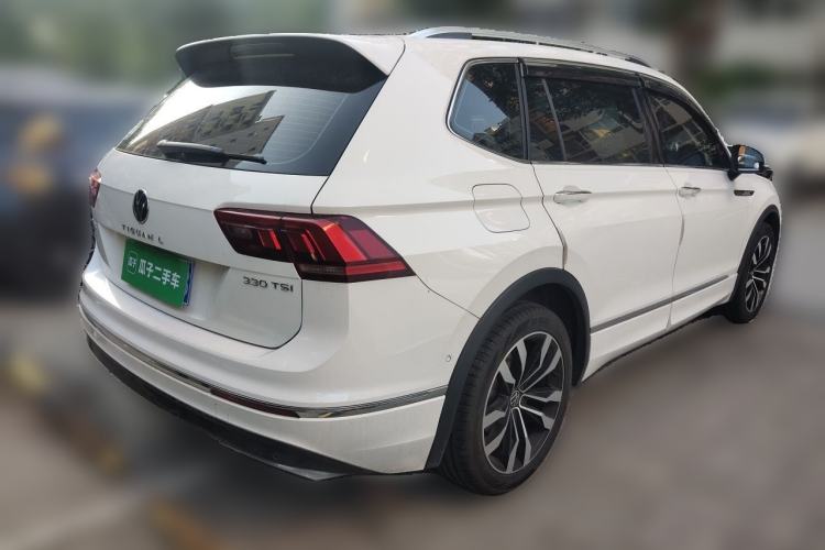 Used Volkswagen Tiguan L 2021 330TSI Automatic Two-Wheel Drive R-Line Enhanced Edition Rear Right 45 Deg