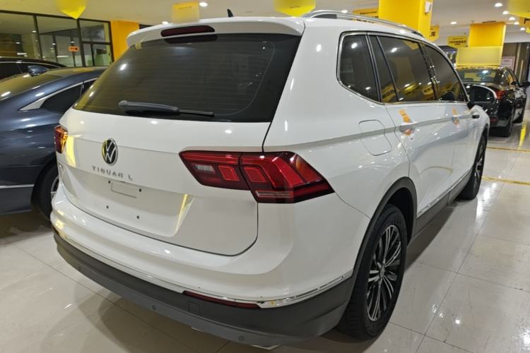Used Volkswagen Tiguan L 2021 330TSI Automatic Two-Wheel Drive Smart Edition Rear Right 45 Deg