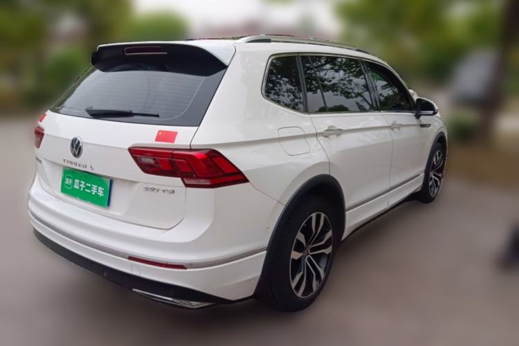 Used Volkswagen Tiguan L 2021 330TSI Automatic Two-Wheel Drive R-Line Enhanced Edition Rear Right 45 Deg