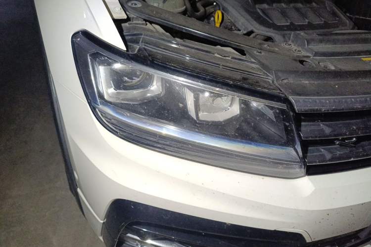Used Volkswagen Tiguan L 2021 330TSI Automatic Two-Wheel Drive R-Line Enhanced Edition Right Front Headlight
