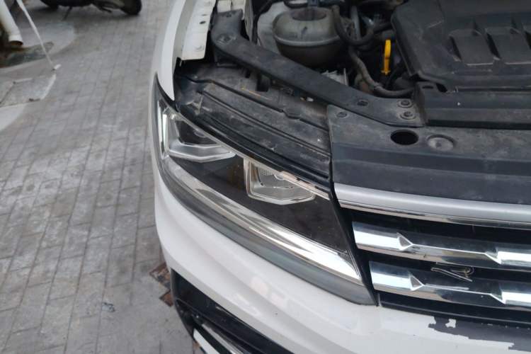 Used Volkswagen Tiguan L 2021 330TSI Automatic Two-Wheel Drive R-Line Enhanced Edition Right Front Headlight
