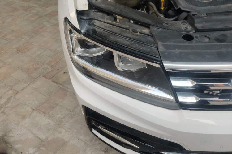 Used Volkswagen Tiguan L 2021 330TSI Automatic Two-Wheel Drive R-Line Enhanced Edition Right Front Headlight