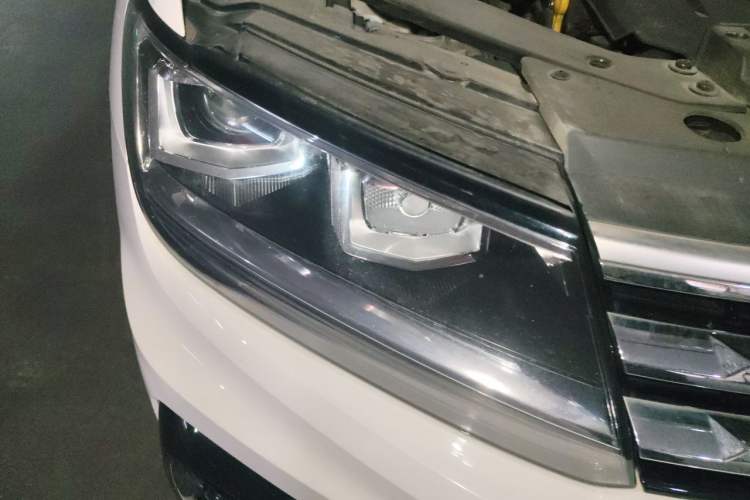 Used Volkswagen Tiguan L 2021 330TSI Automatic Two-Wheel Drive R-Line Enhanced Edition Right Front Headlight