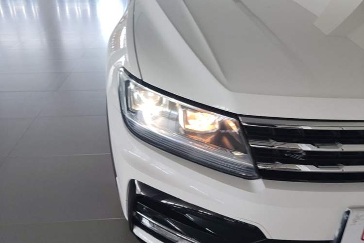 Used Volkswagen Tiguan L 2021 330TSI Automatic Two-Wheel Drive R-Line Enhanced Edition Right Front Headlight